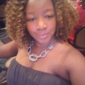 Meet your Posher, Maya